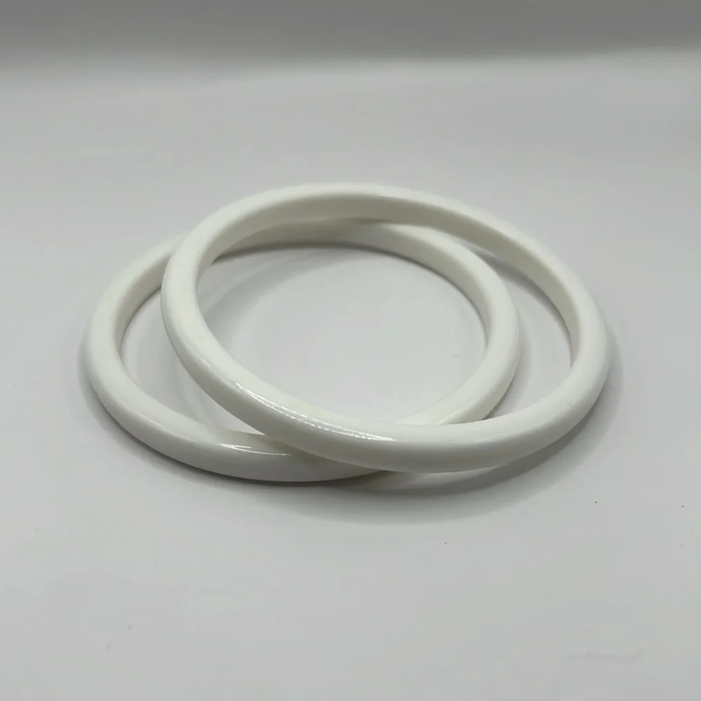 Vintage White Bakelite Bangle Bracelets Mid Century 1940-1960